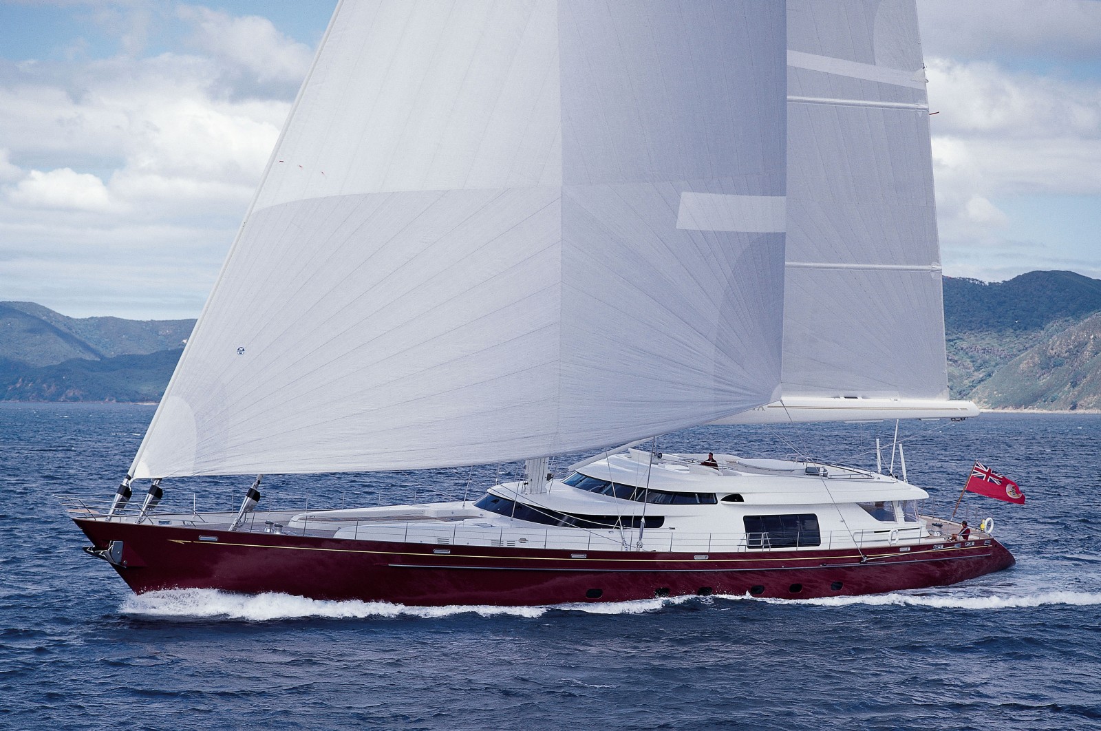 Stuart Larsen Yacht Broker News Detail