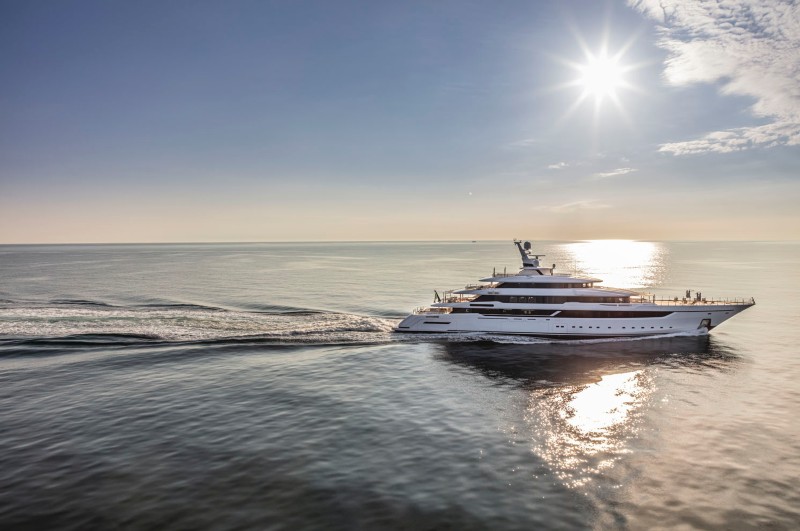 NEW CENTRAL LISTING - M/Y DRAGON